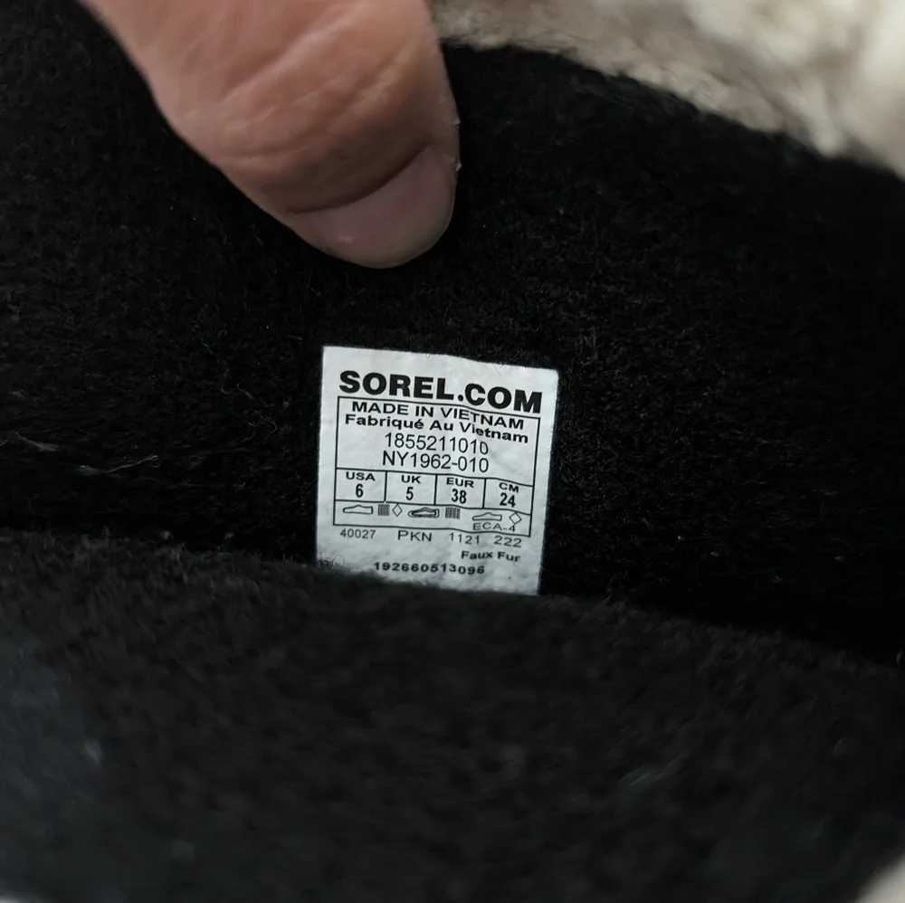 Sorel Women's Winter Carnival Boot Waterproof Black Stone Size 6 US 1855081 Shoe